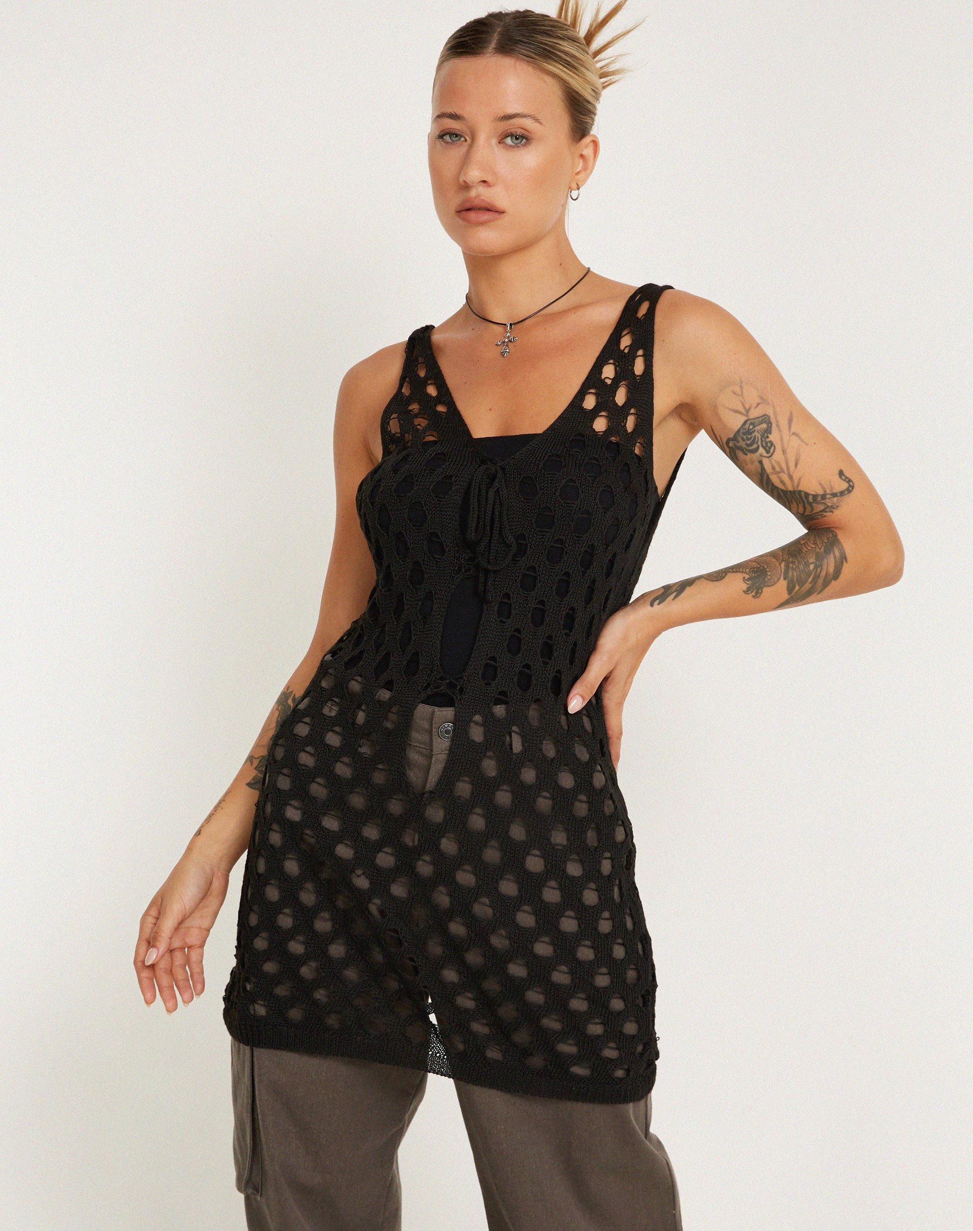 Afbeelding van Ryushi Mini Dress in Zwart