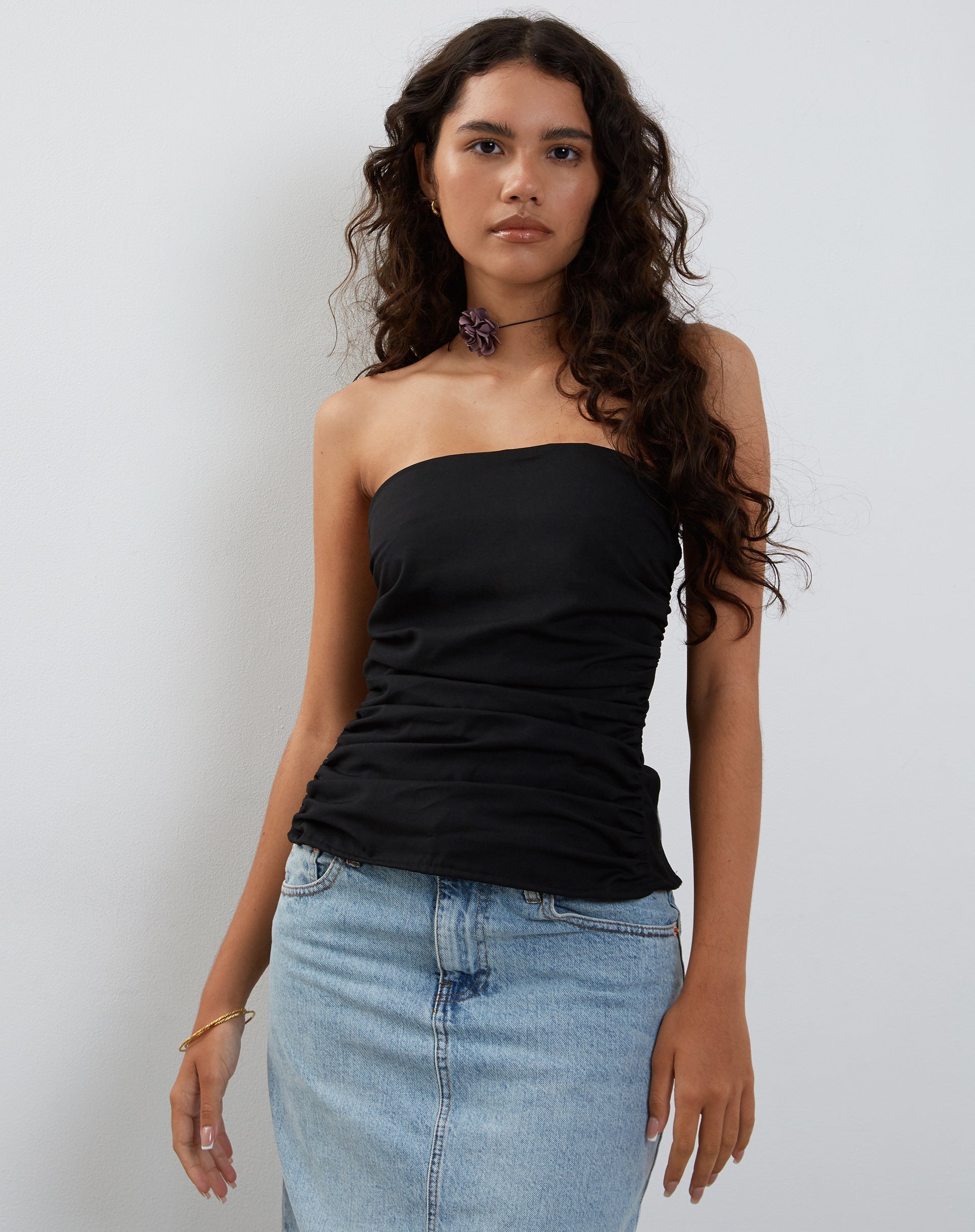 Afbeelding van Tahari Stropdasrug Longline Tube Top in Zwart