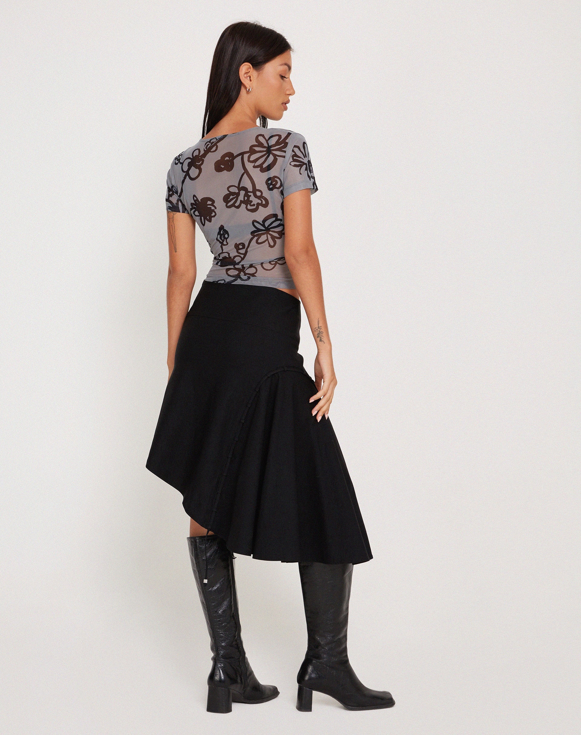 Afbeelding van Tamara Top in Mesh Doodle Flower Grijs