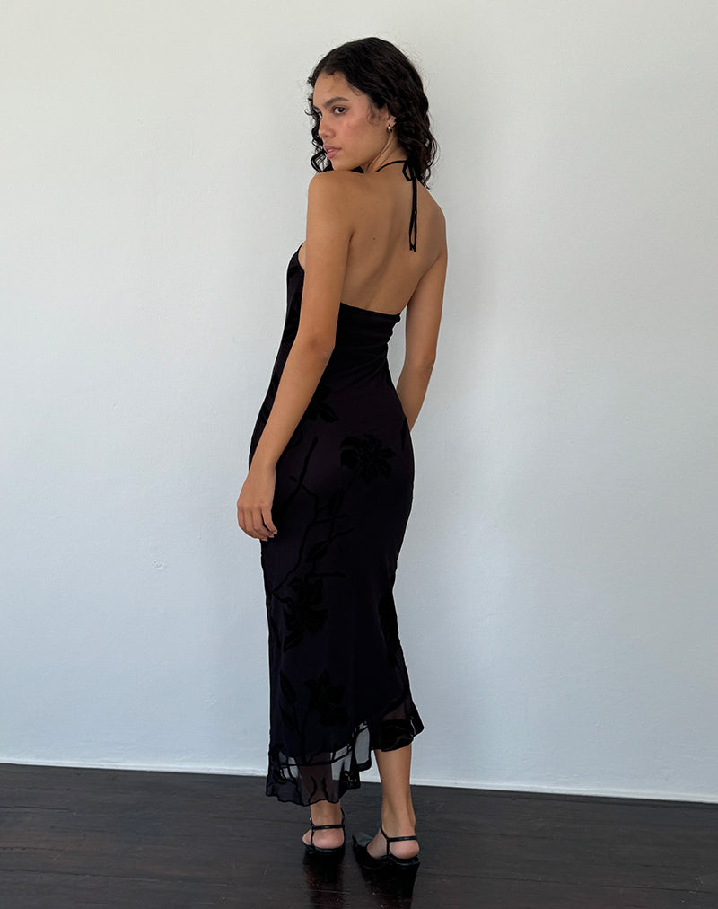 Afbeelding van Ribka Halternek Midi Dress in Orchids Flock Zwart