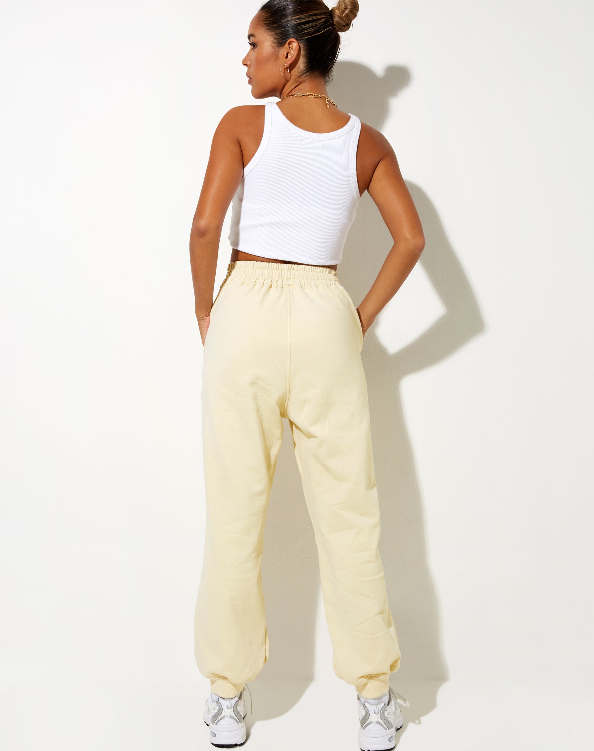 Afbeelding van Roider Jogger in Buttercream Vacay Embro