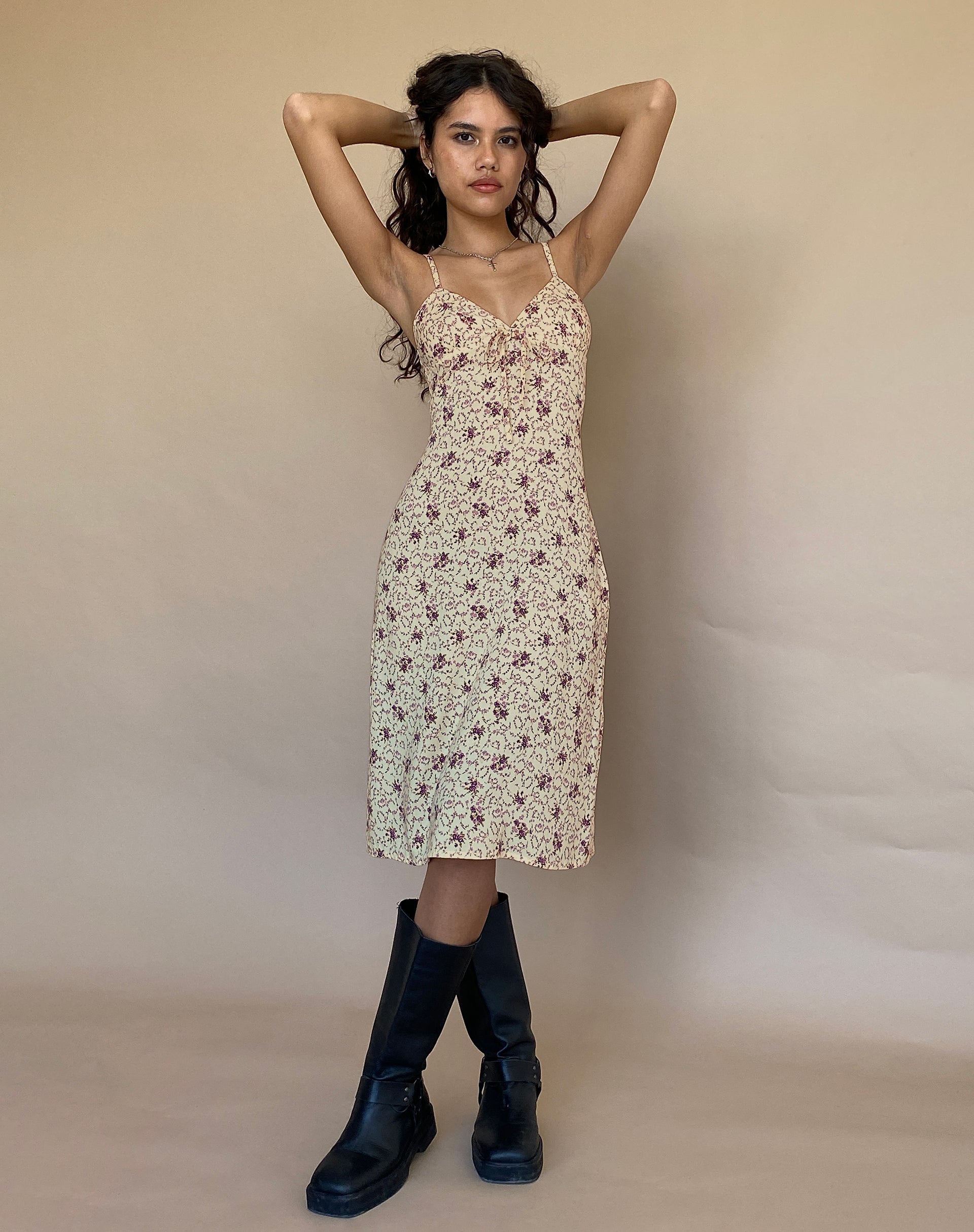 Afbeelding van Ronsha Midi Dress in Flower Chain Cream