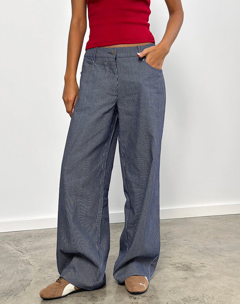 Afbeelding van Roomy Extra Wide Low Rise Jeans in Pinstripe Indigo Wash