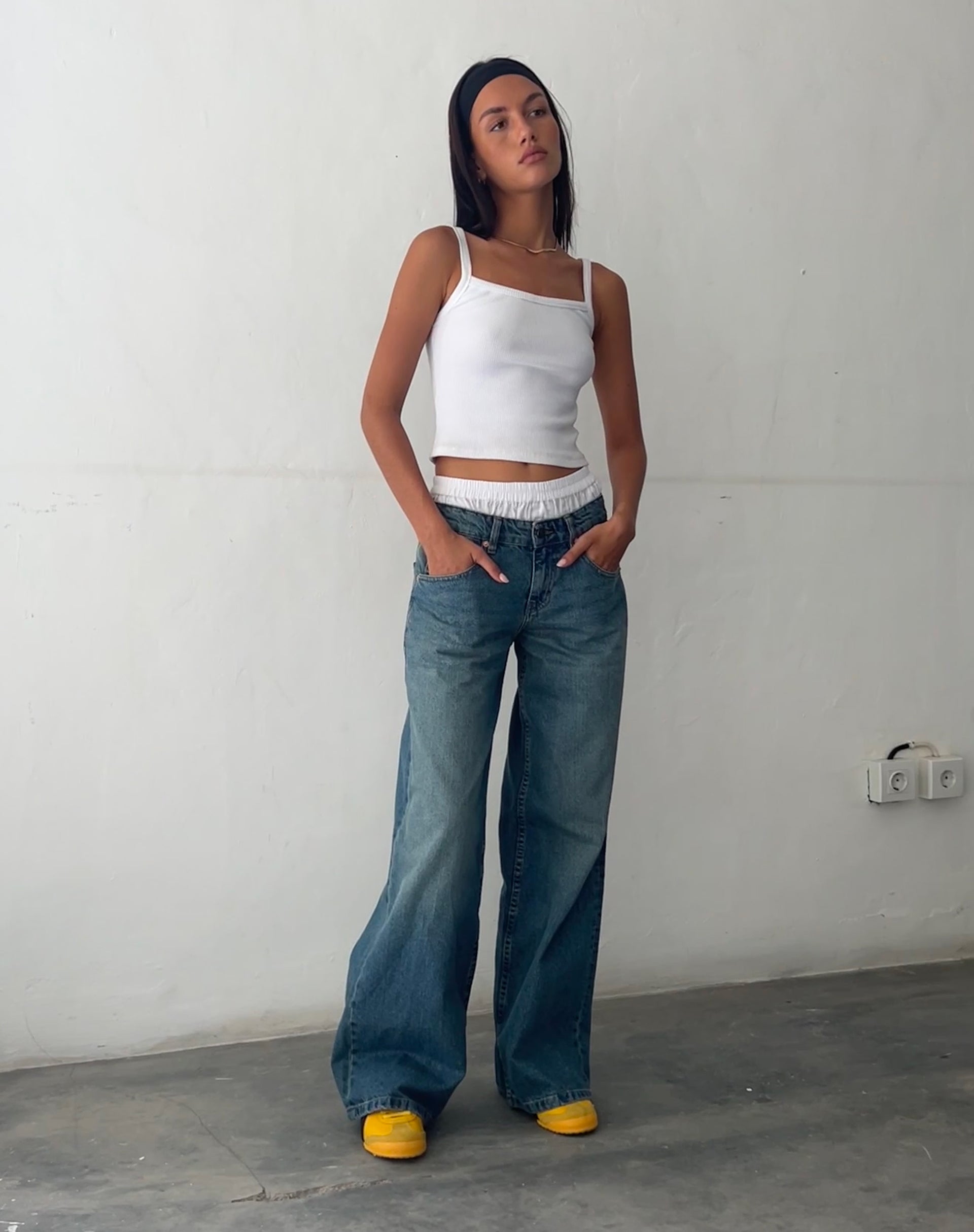 Afbeelding van Roomy Extra Wide Low Rise Jeans in Vintage Blue Green
