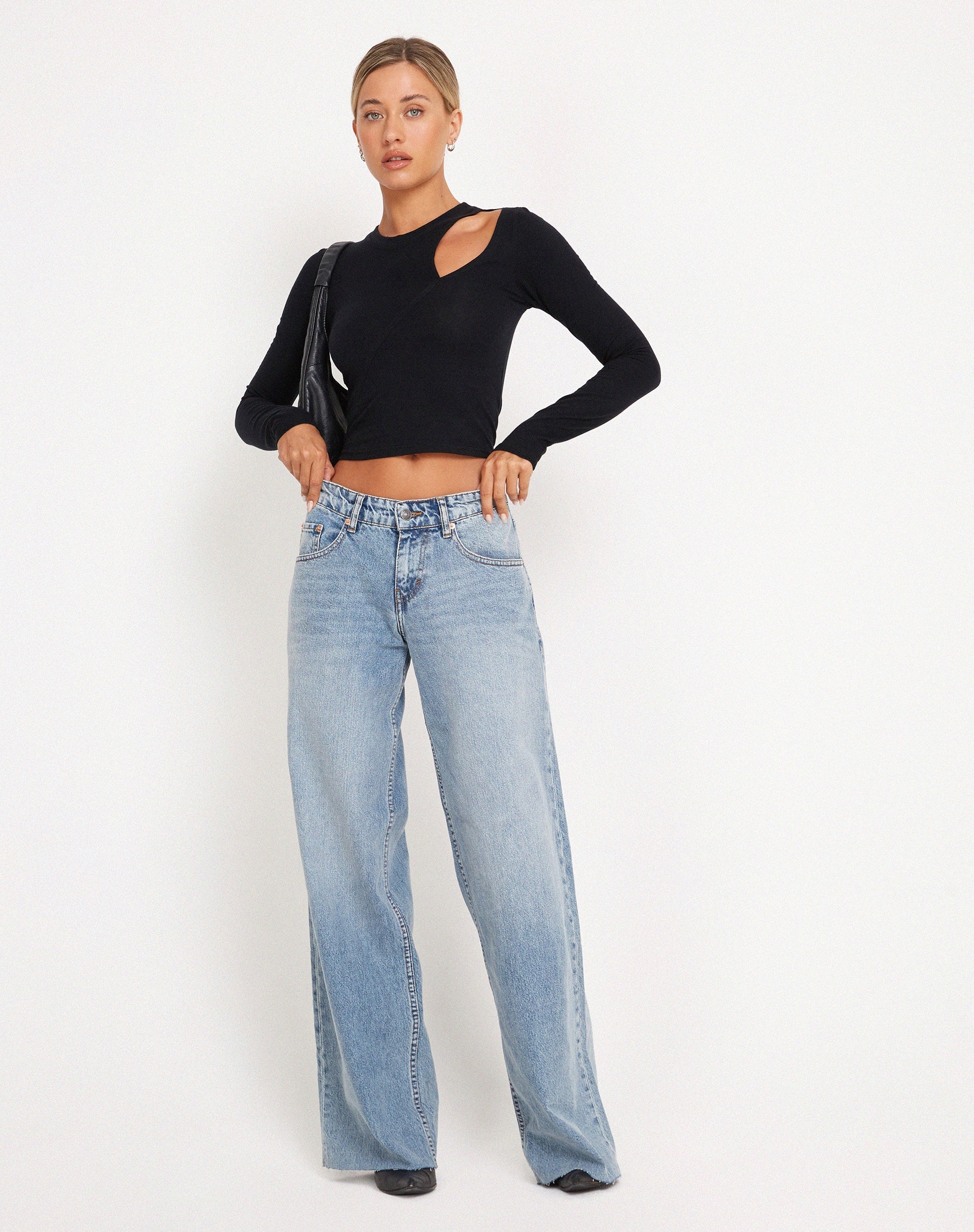Afbeelding van Roomy Extra Wide Raw Hem Jeans in Vintage Blue Wash