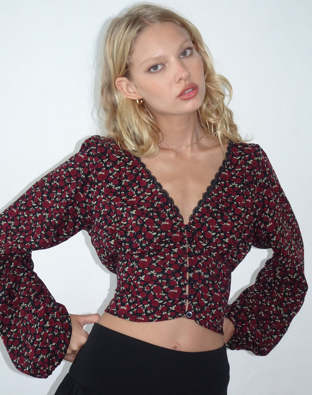 Rosani Lange Mouw Top in Donker Rhoslyn Ditsy Print