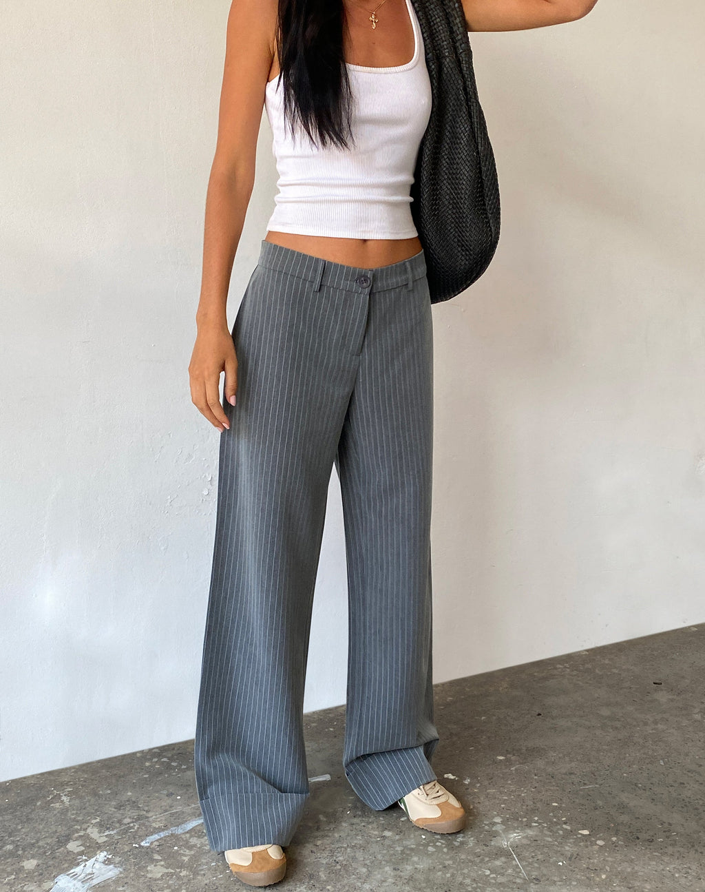 Abba broek met lage taille in krijtstreep grijs
