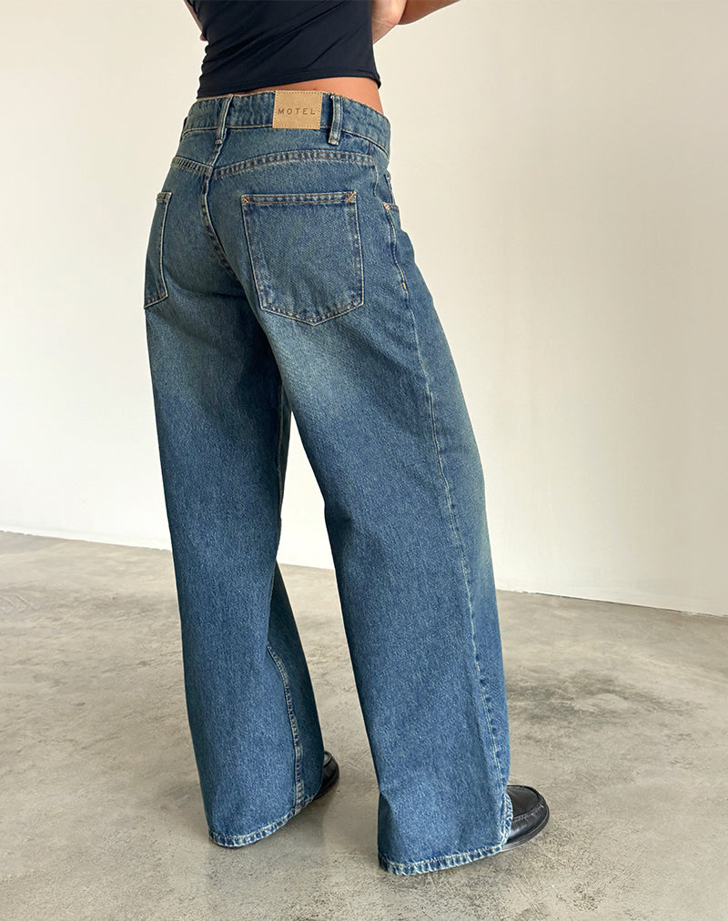 Afbeelding van Roomy Extra Wide Low Rise Jeans in Helderblauw