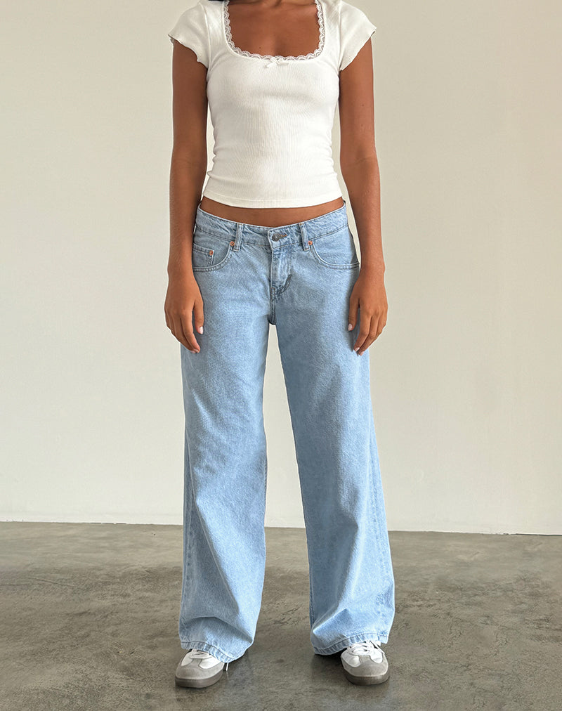 Afbeelding van Roomy Extra Wide Low Rise Jeans in Light Wash Blue