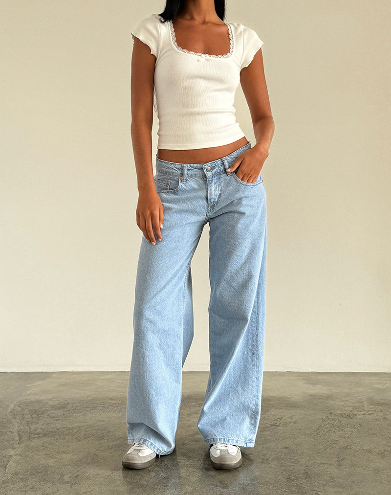 Afbeelding van Roomy Extra Wide Low Rise Jeans in Light Wash Blue