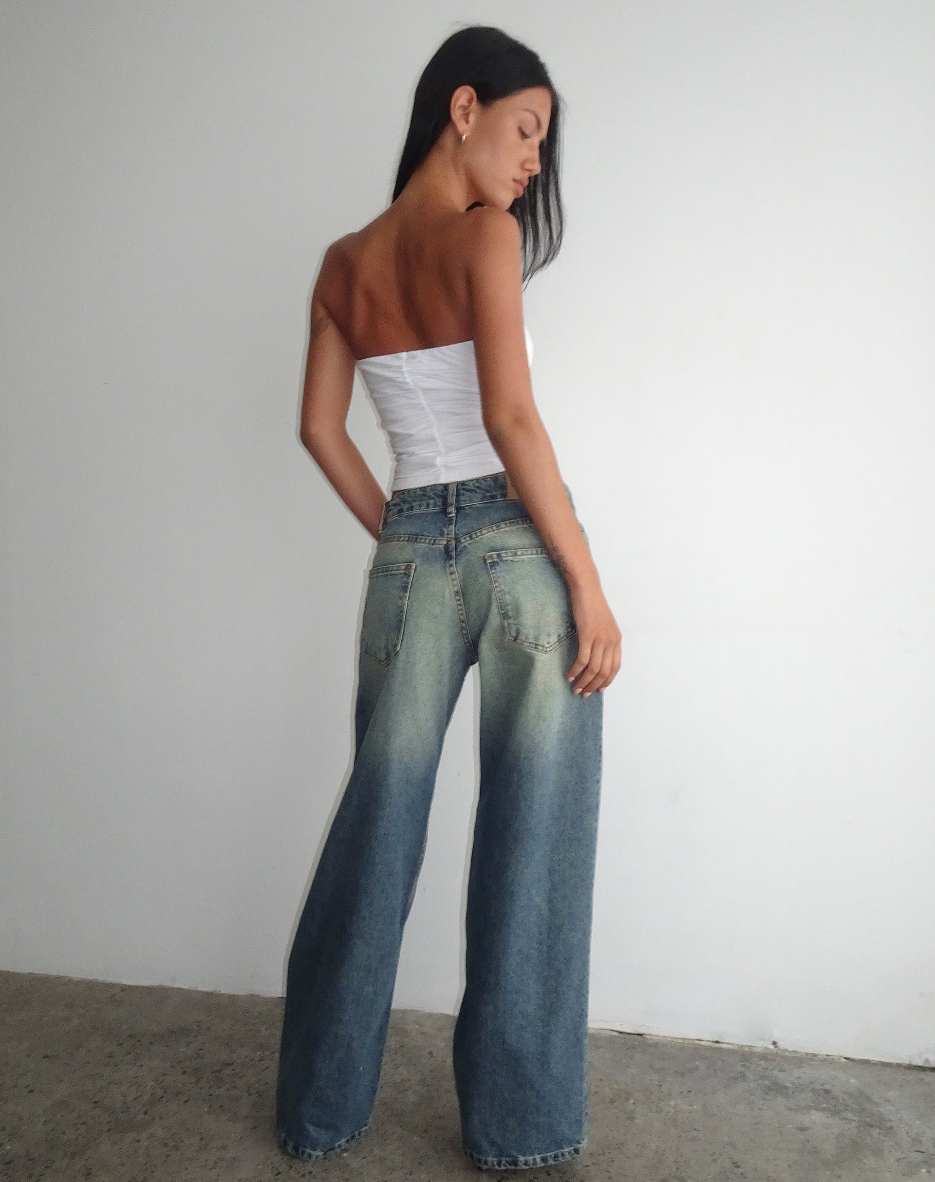 Afbeelding van Roomy Extra Wide Low Rise Jeans in Extreem Blauw Groen