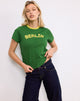 Afbeelding van Sakha Boxy Top in Elm Green met gele bies en Berlin Emb