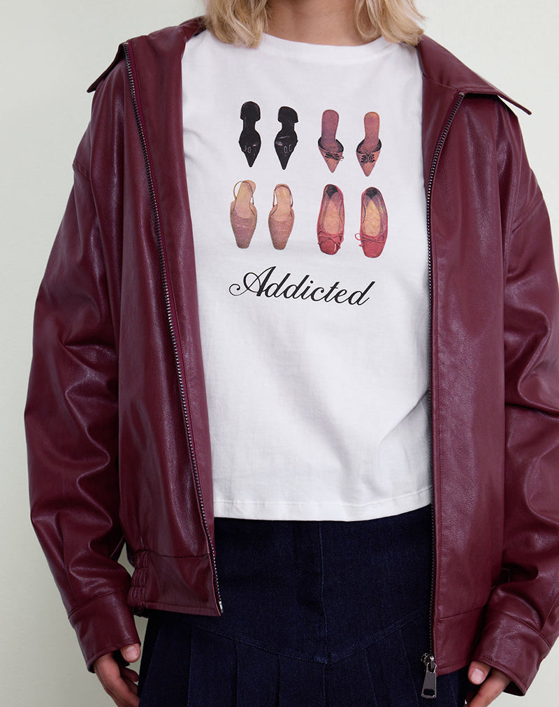 Afbeelding van Saki T-shirt in wit met Shoe Addicted opdruk