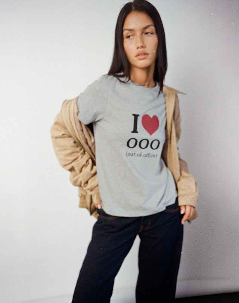 Afbeelding van Saki T-shirt in grijs gemêleerd met I Love OOO-grafiek