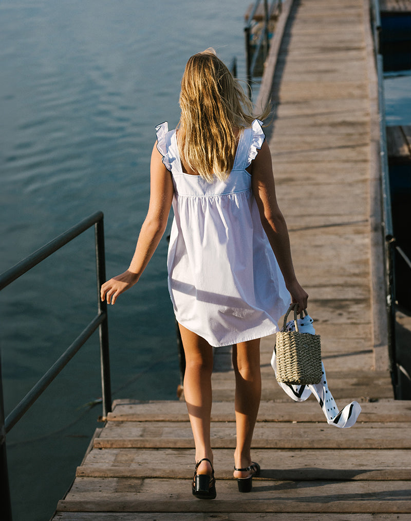 Afbeelding van Sanaly Mini jurk in wit met marine Babylock