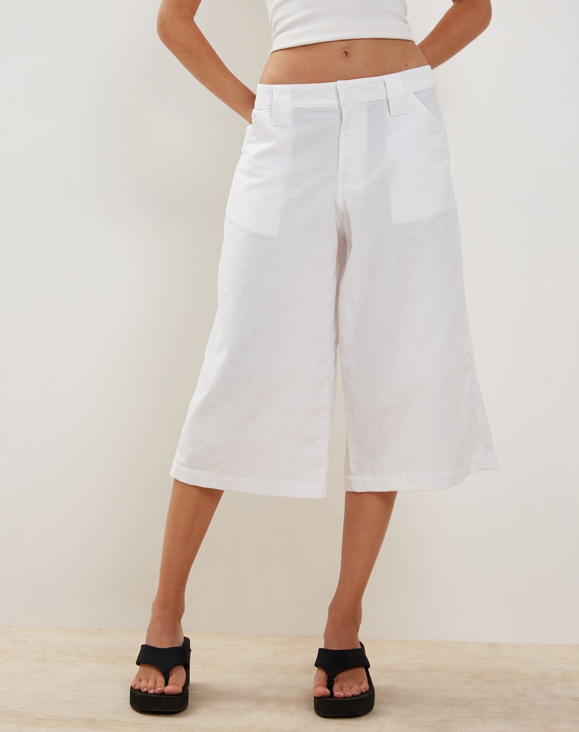 Afbeelding van Saomy Longline Shorts in Wit