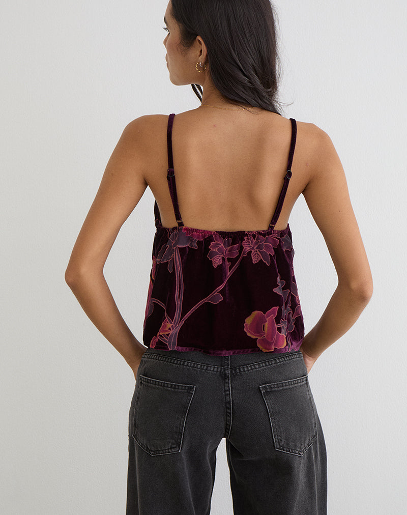 Afbeelding van Sarinda Cami Top in Floral Devore Burgundy