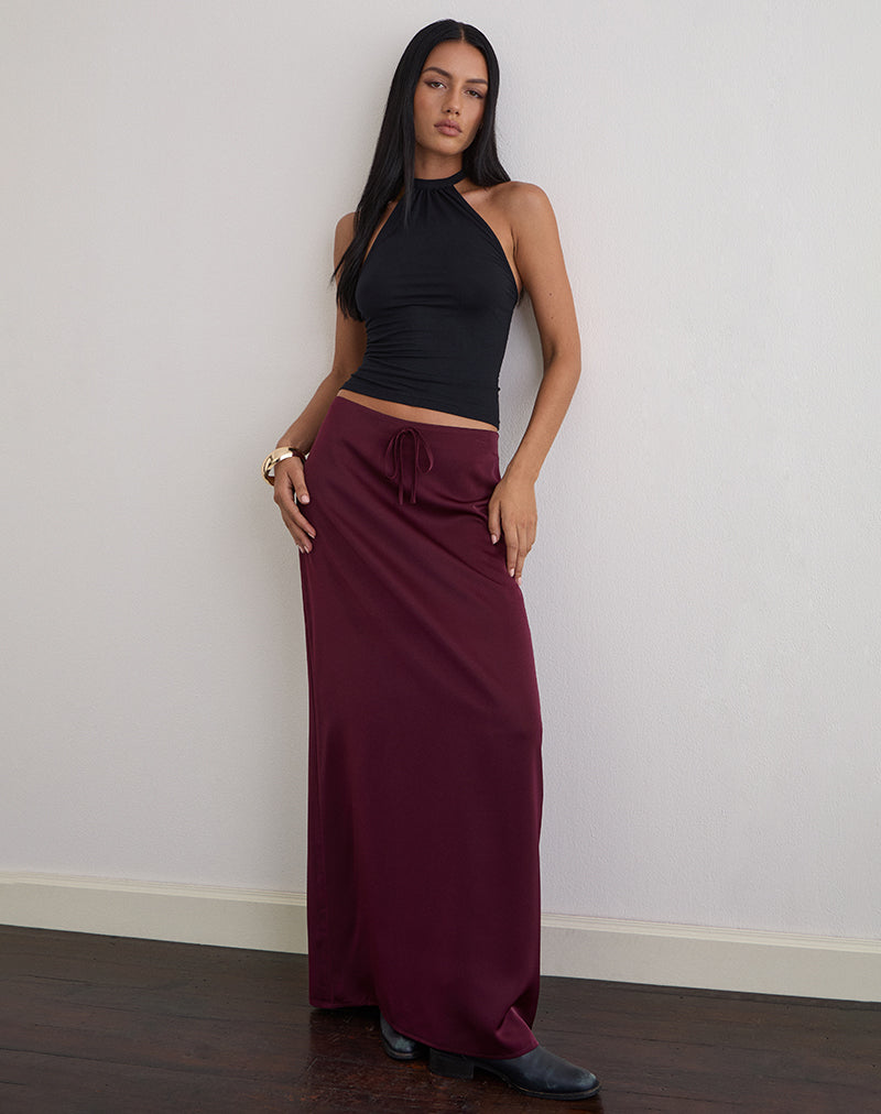 Sarinem Maxi Rok in Satijn Bourgondië
