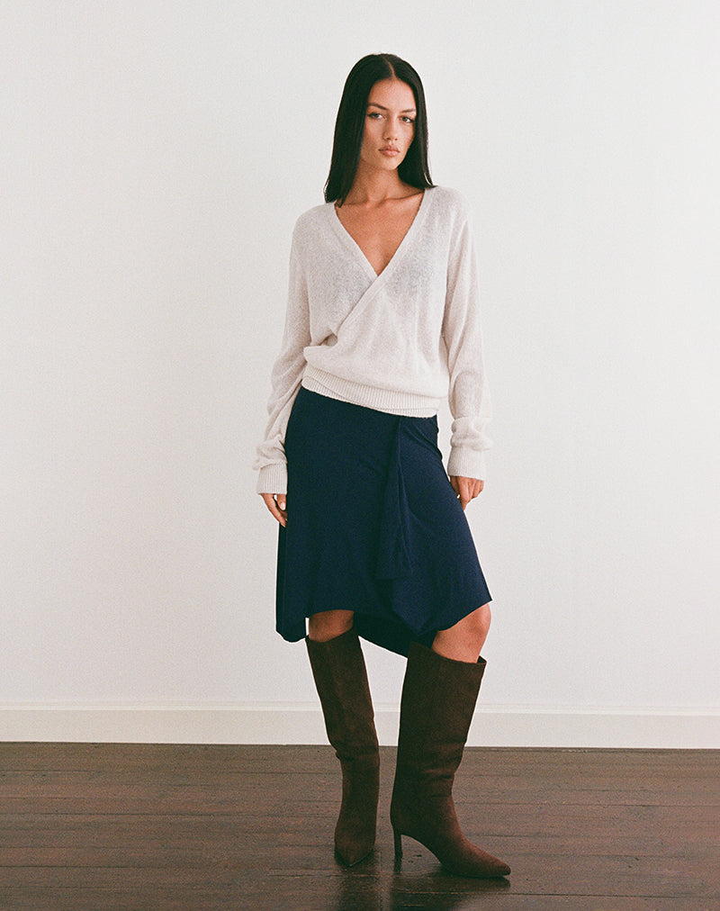 Afbeelding van Saroya Plunge Wrap Top in gebreid ecru