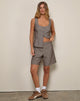 Afbeelding van Sarun Longline Short in Krijtstreep Bruin