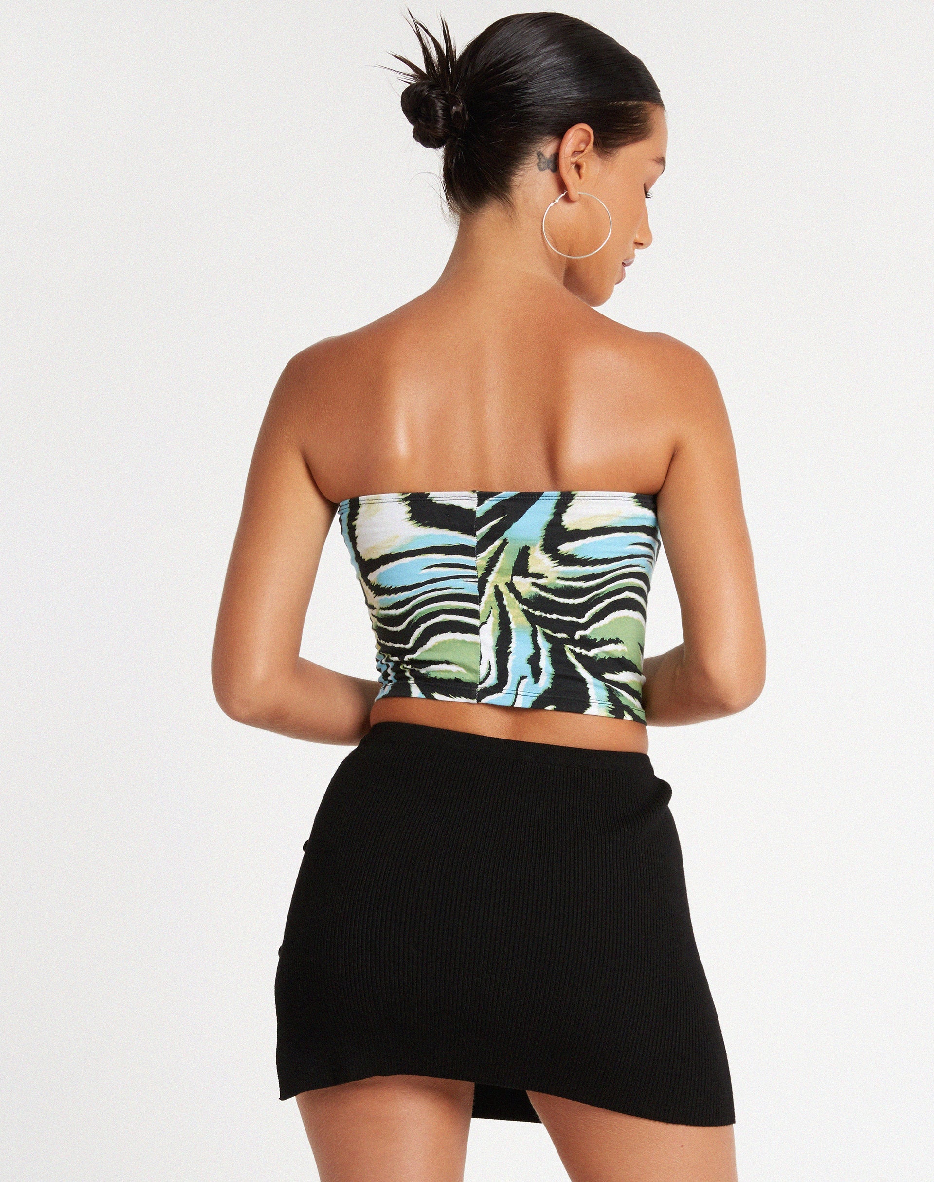Afbeelding van Shae Bandeau Top in Warped Zebra Blue