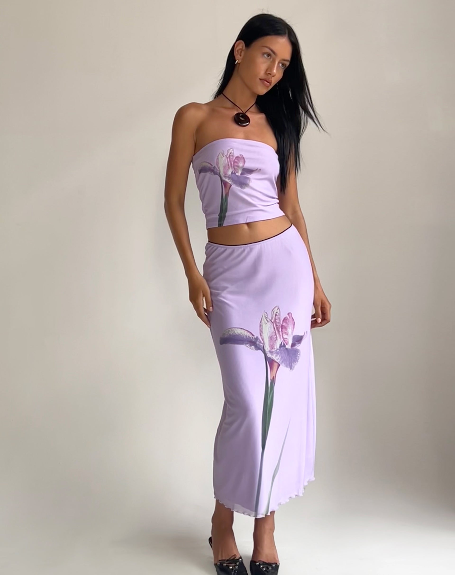 Afbeelding van Shae Bandeau Top in Lila Bloemlegging