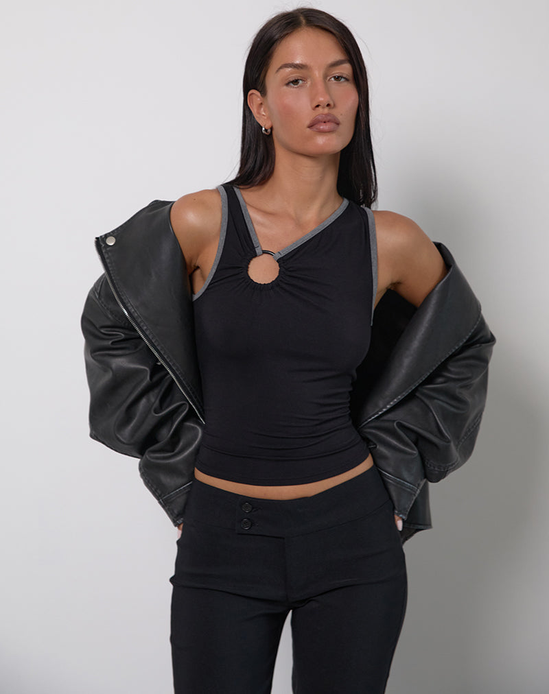 Sharena O Ring Vest Top in Zwart