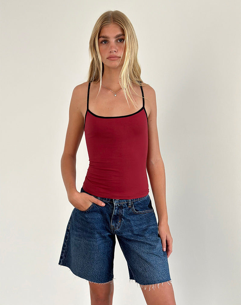 Solani Top in Adrenaline Rood met Zwarte Binding