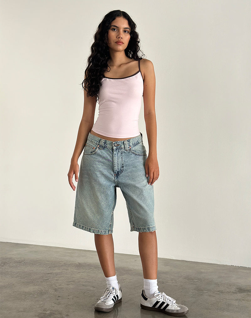 Solani top in lichtroze met diepe mahoniebinding