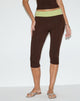 Afbeelding van Vivah Fold-over Capri in Chocoladebruin met Pistachebinding