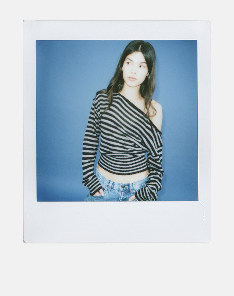 Afbeelding van Suena asymmetrische trui met strepen in zwart en grijs