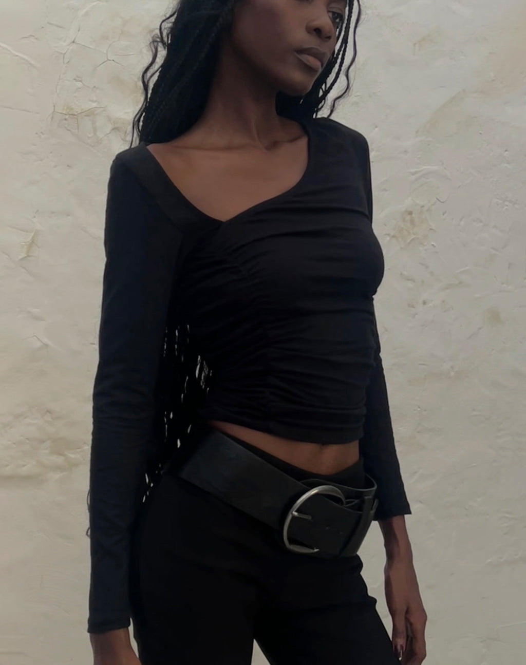 Sunbee Geruwde Asymmetrische Top met Lange Mouwen in Zwart