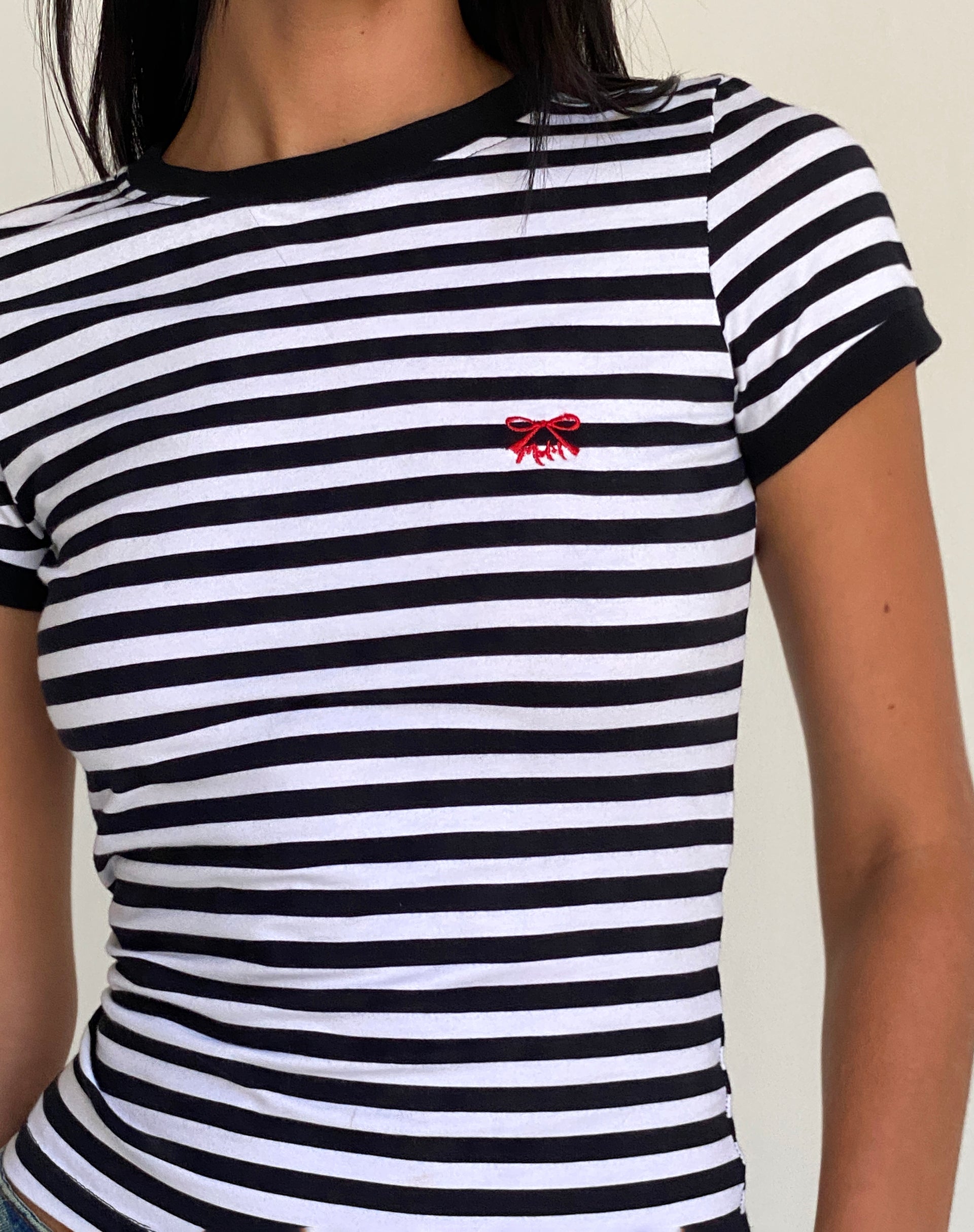 Sutin T-shirt in zwart-witte streep met M Embro