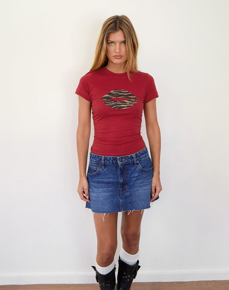 Sutin T-shirt in Adrenaline rood met luipaardlippenprint