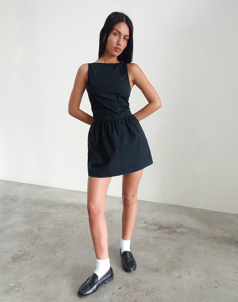 Taleshi Mini Jurkje in Zwart met Tap Shoe Off White Strikjes