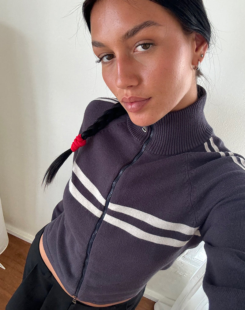Afbeelding van Talisa Sportief Doorritsjack In Houtskool met Lichtgrijze Strepen