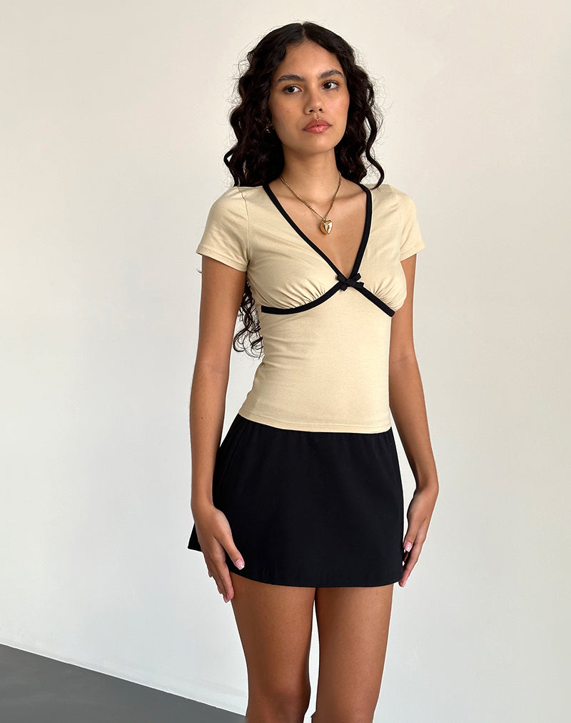 Tasina Top in Coconut Milk met zwarte bies