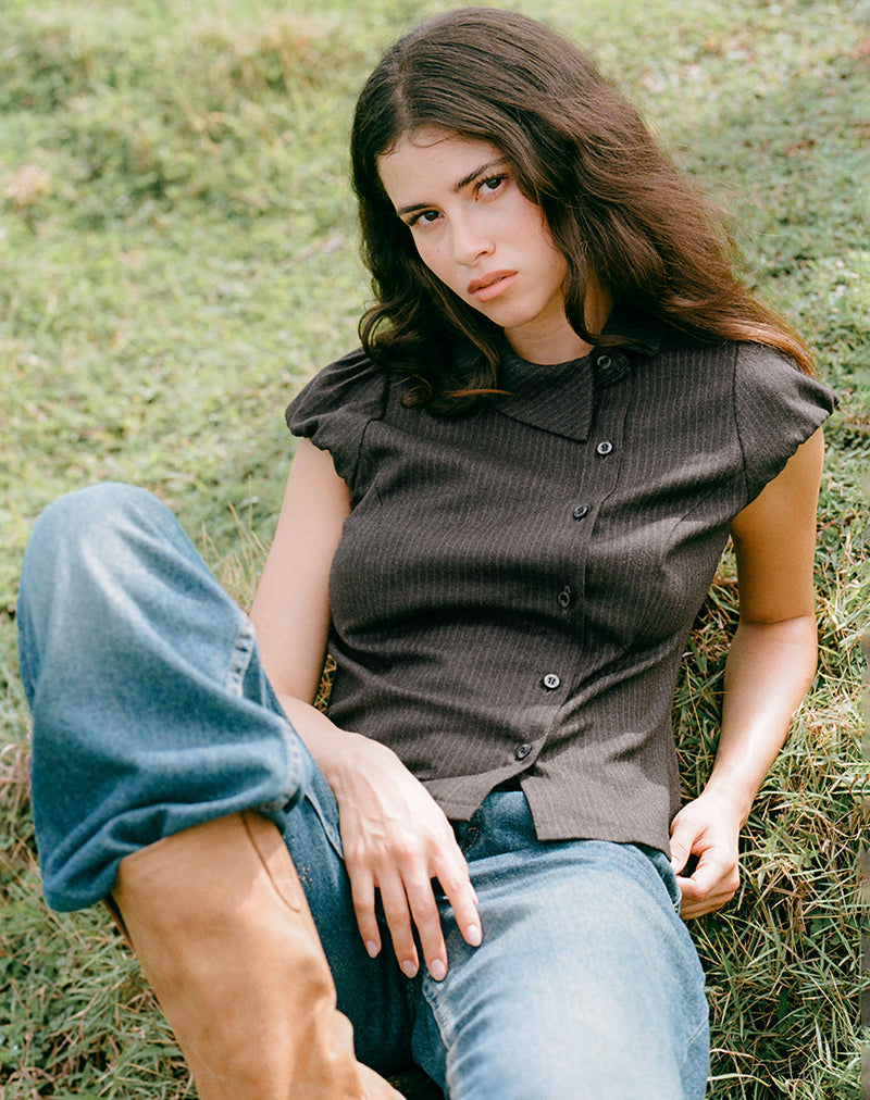 Afbeelding van Telese asymmetrisch overhemd in donkergrijs met dunne streepjes