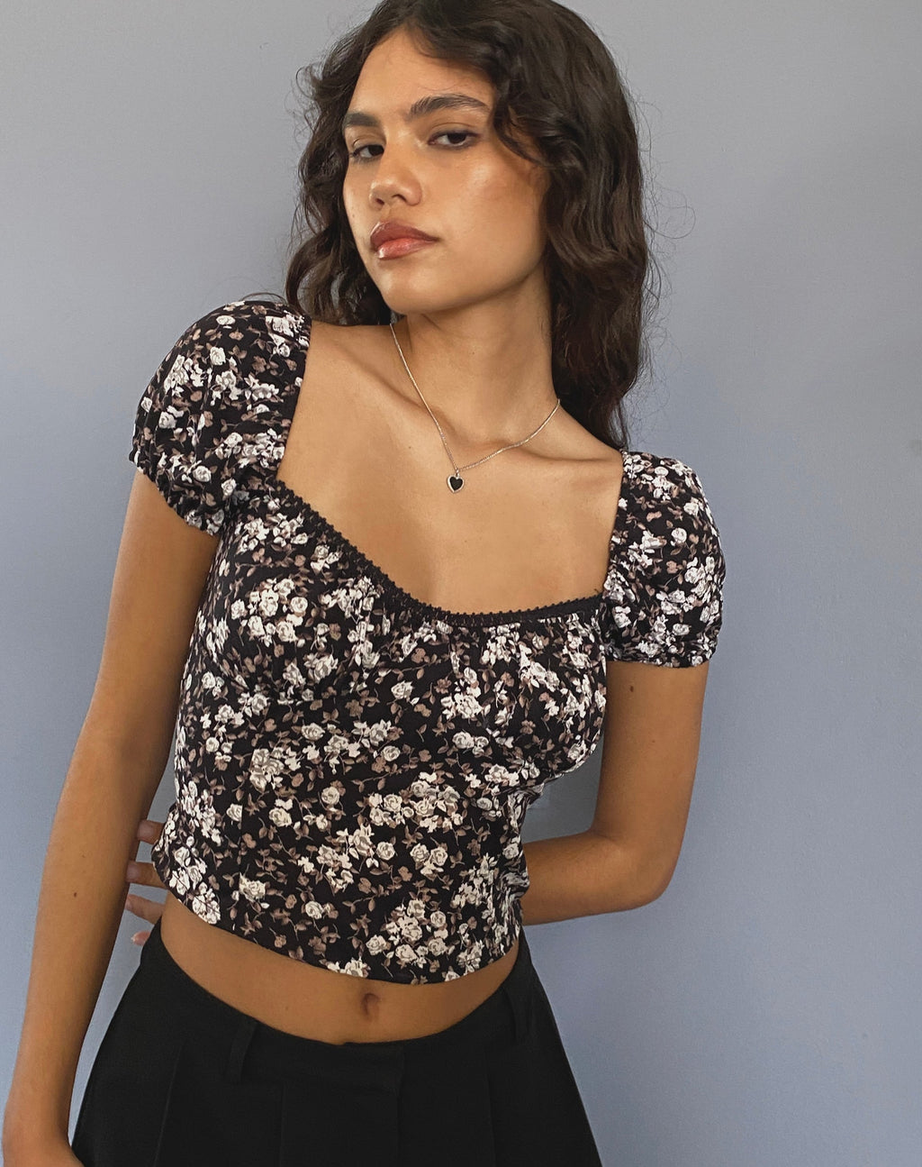 Tezu Sweetheart Top in Donker Wilde Bloem
