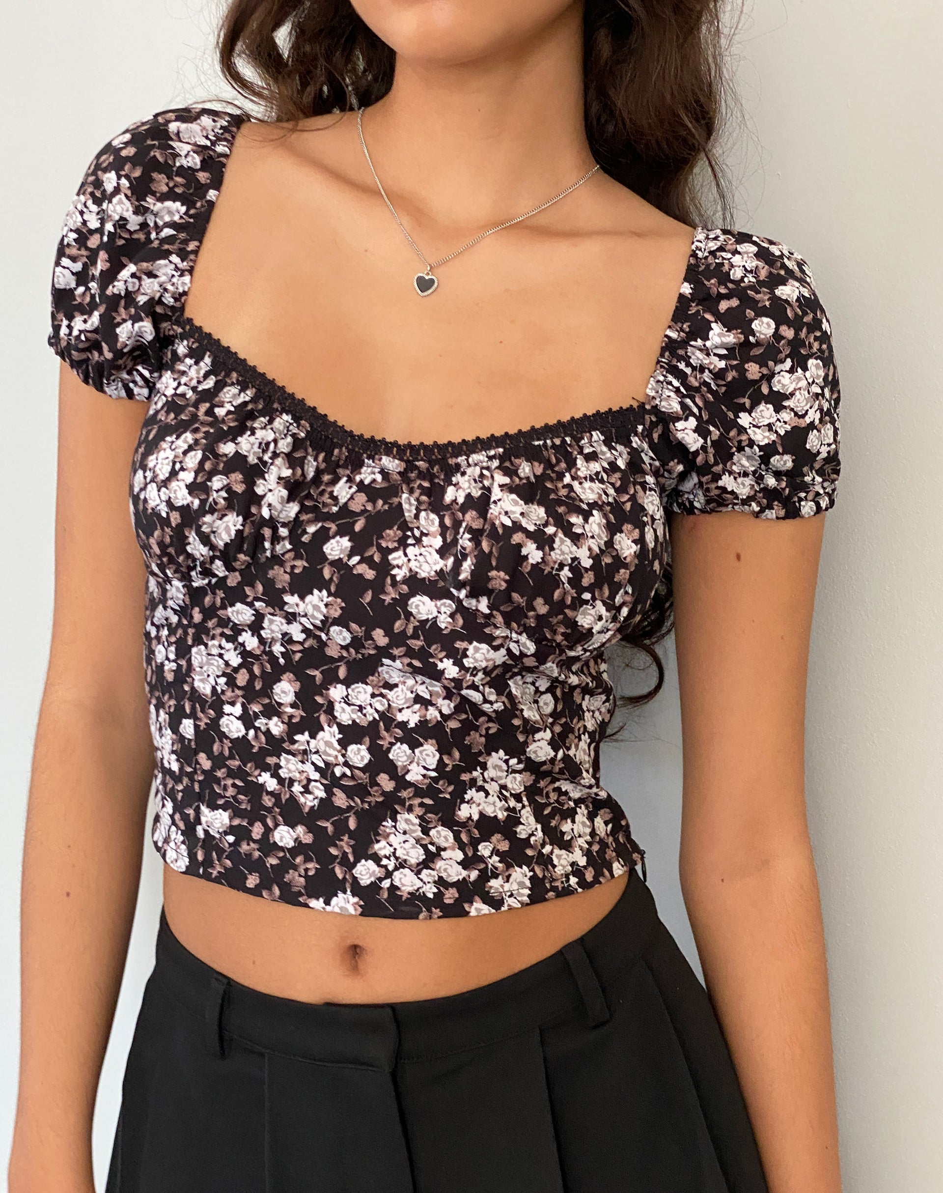 Afbeelding van Tezu Sweetheart Top in Donker Wilde Bloem