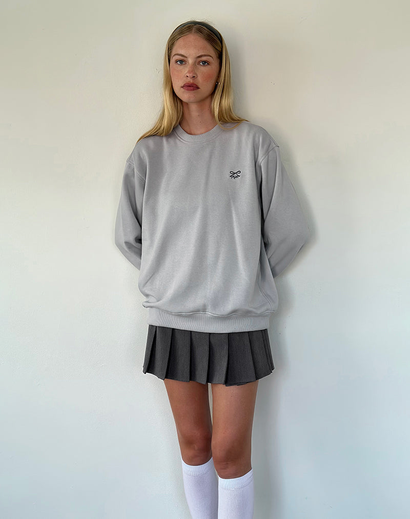 Afbeelding van Tillie Sweatshirt in Lunar Rock met Ocean Storm strikborduursel