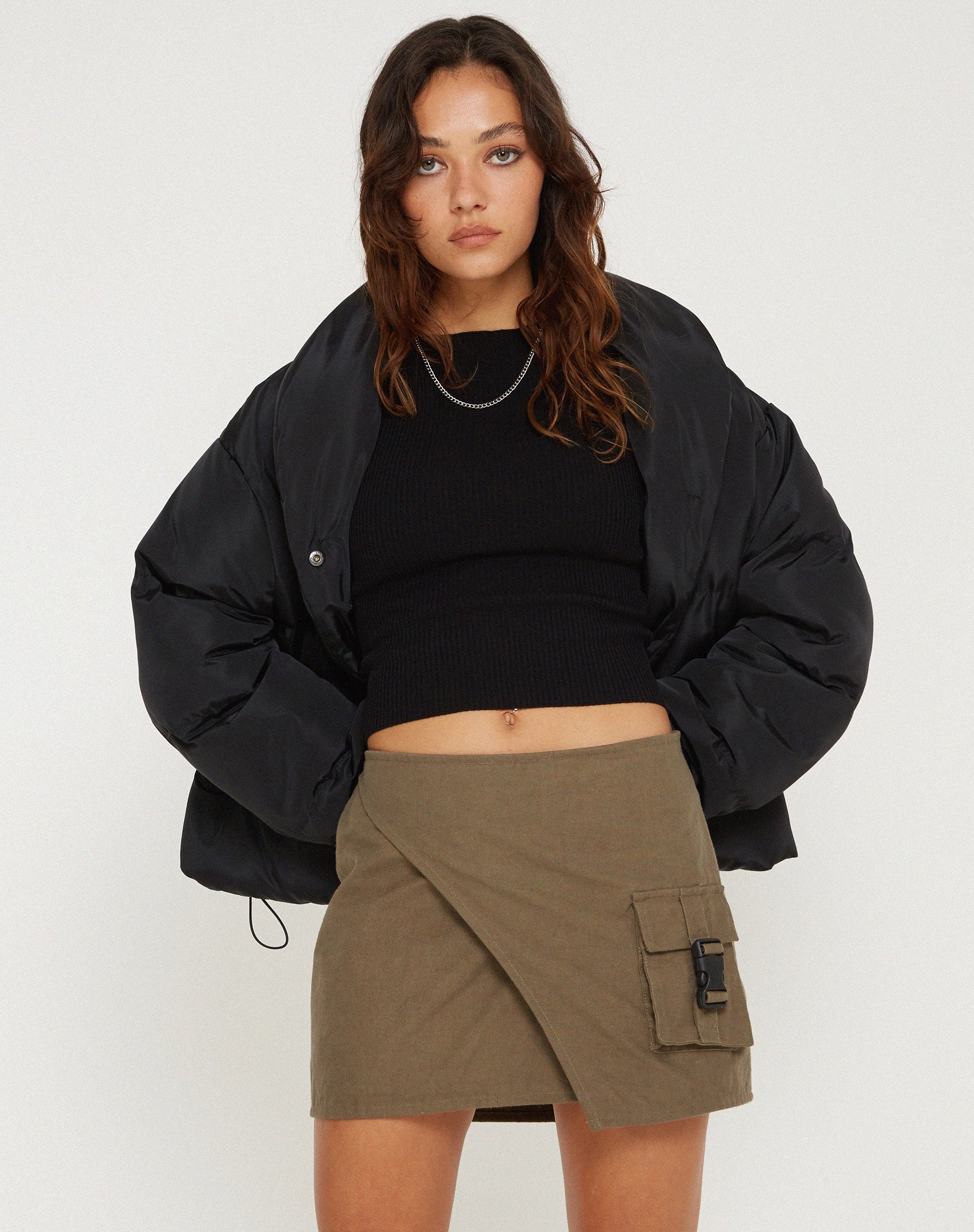 Afbeelding van Trin Low Waisted Minirok in Military Khaki