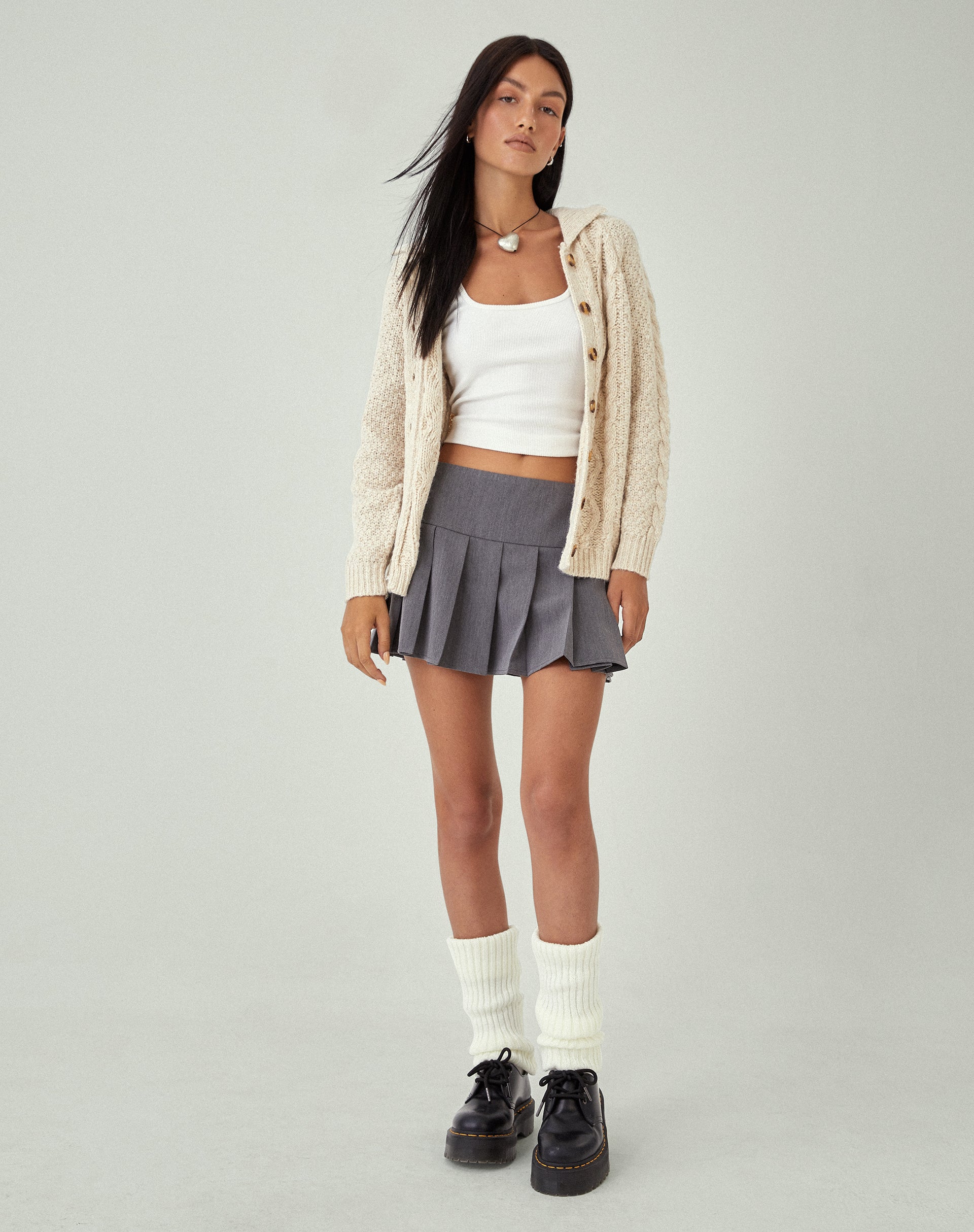 beeld van MOTEL X JACQUIE Triny Vest in Kabelbreisel Oatmeal