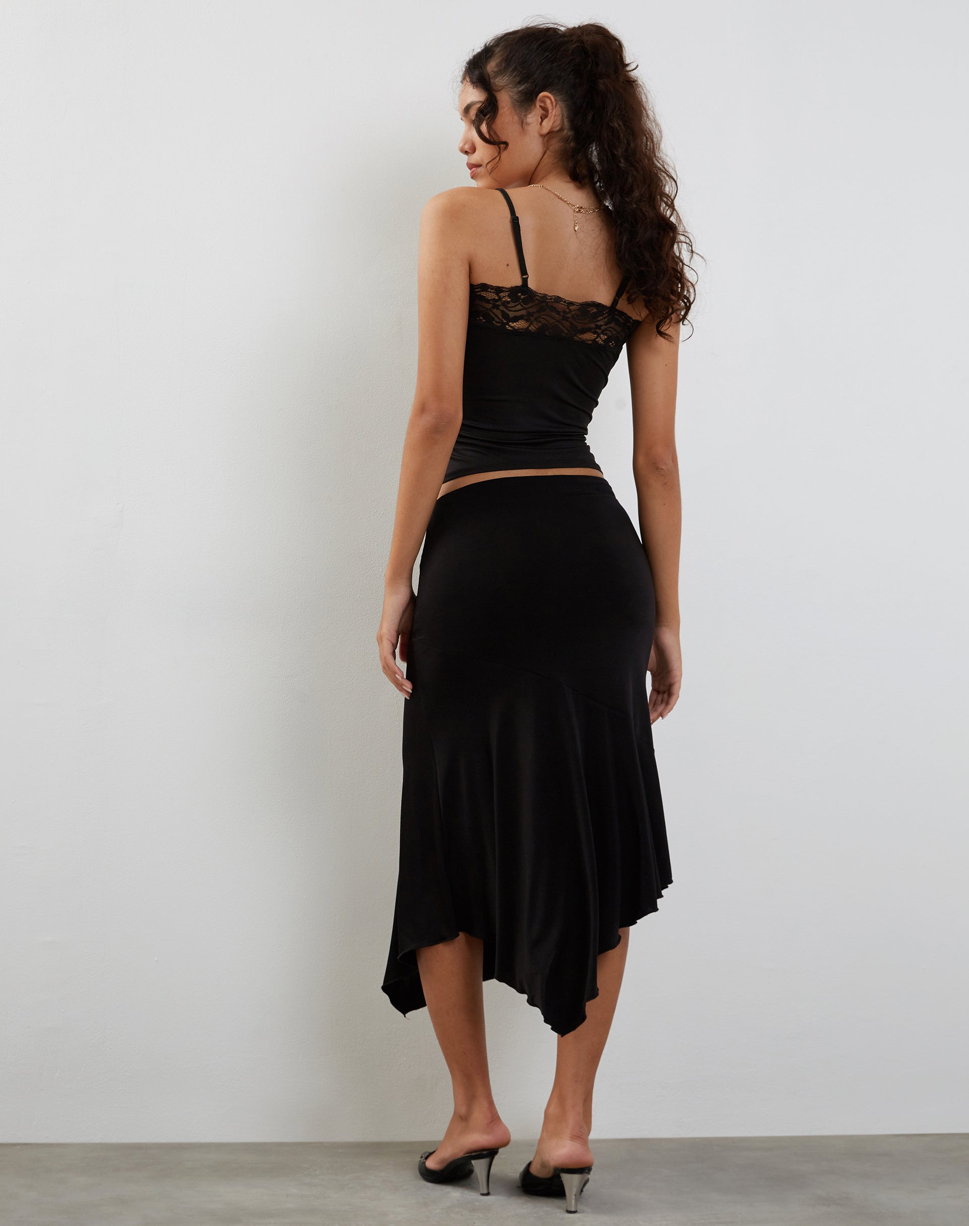 Afbeelding van Tucci Vest Top in Slinky Kant Zwart