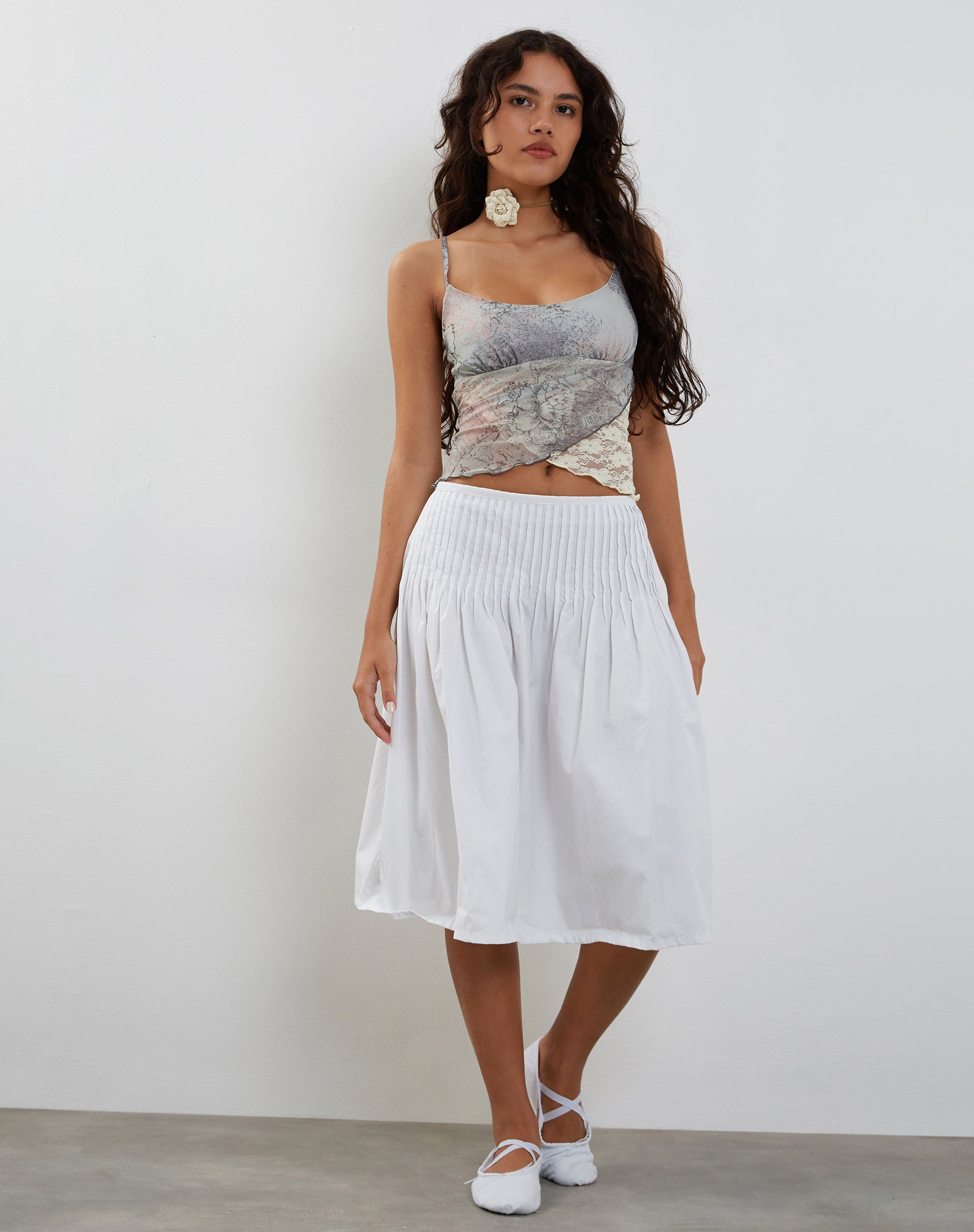 Afbeelding van Vienna Cami Top in Pastel Bloemig Kant