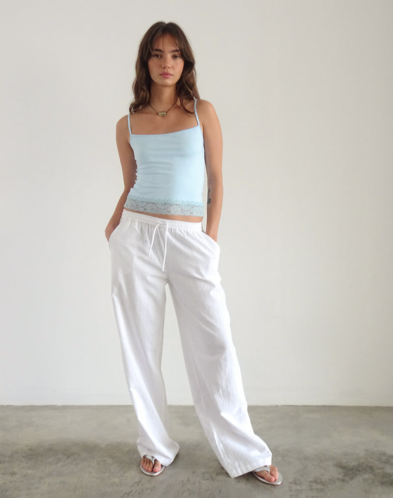 Afbeelding van Vikha Vest Top in Zacht Slinky Blauw