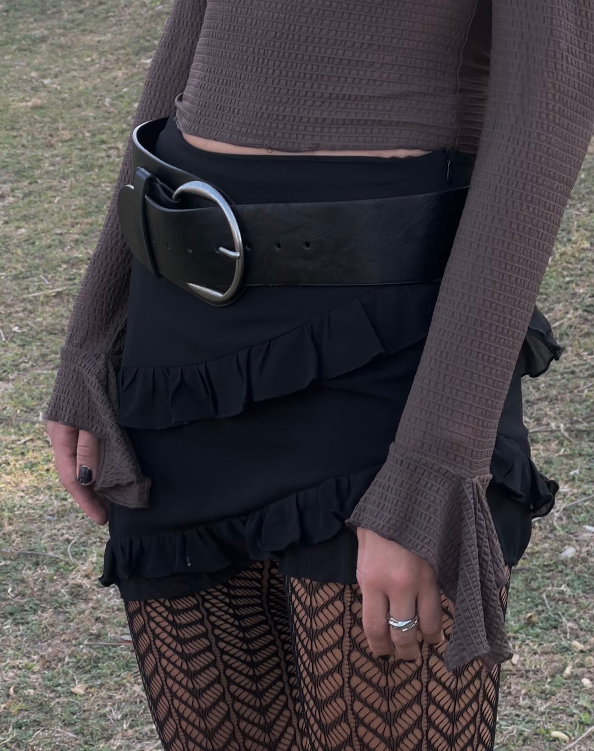 Afbeelding van Malinna minirok met ruches in zwart chiffon