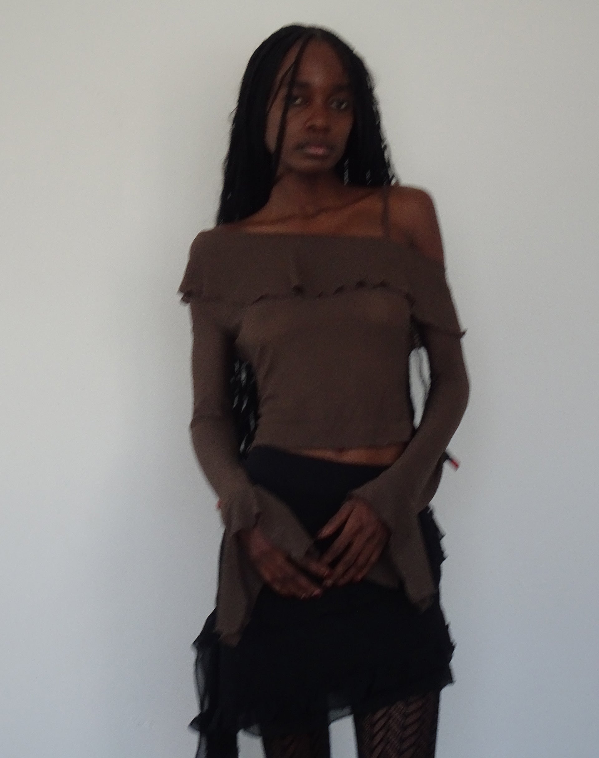 Afbeelding van Viserra Asymmetrische Top met lange mouwen in Bubble Mesh Bruin