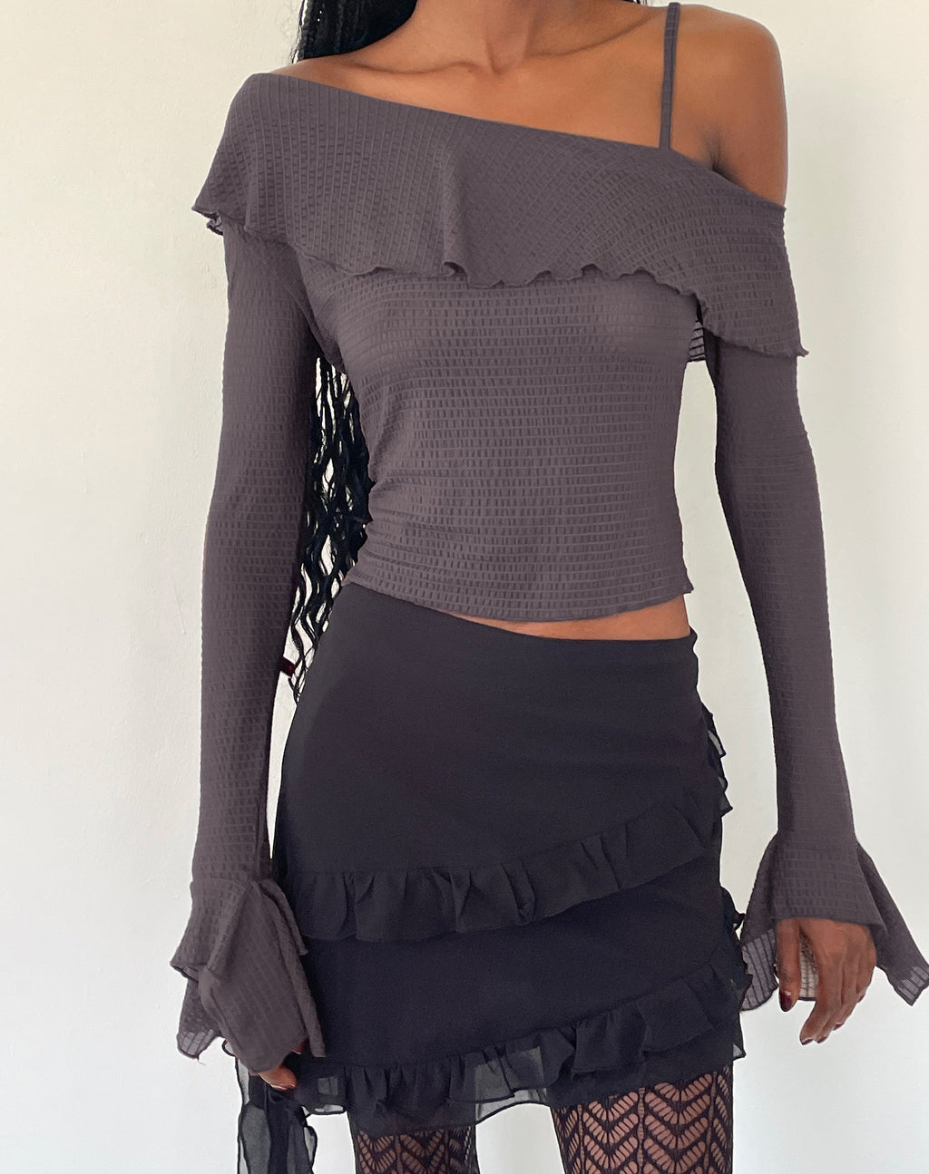 Viserra Asymmetrische Top met Lange Mouwen in Bubble Mesh Bruin