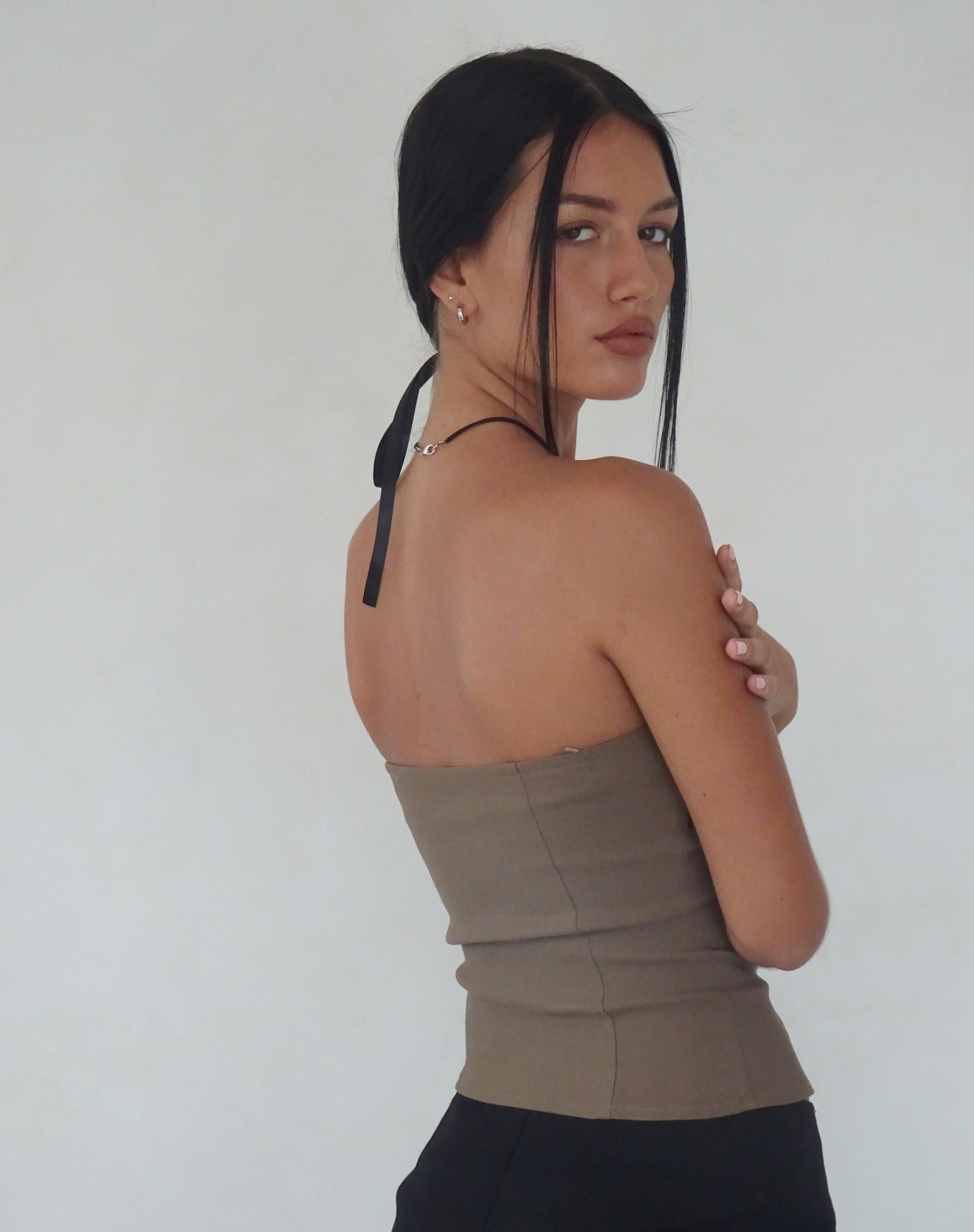 Afbeelding van Woyla Bandeau Top in Coco met zwarte strik